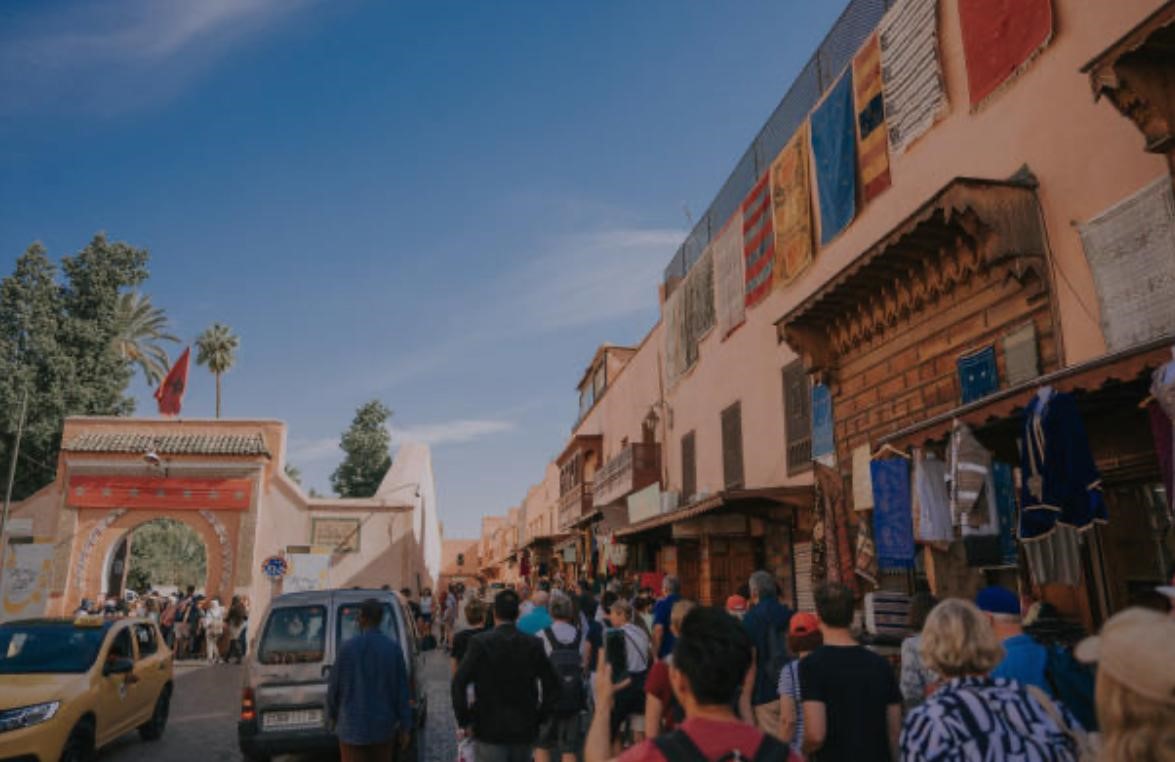 Bustling streets leading to Djemaa el-Fna